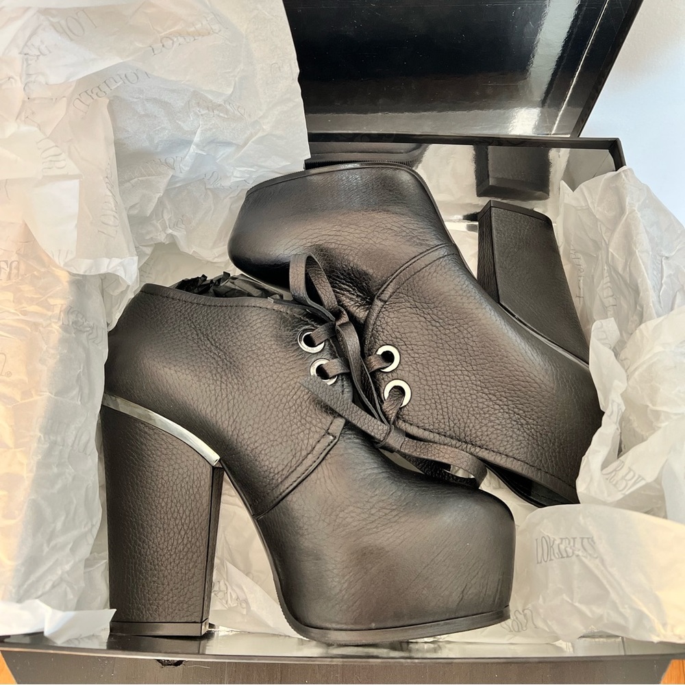 Loriblu lace up boots